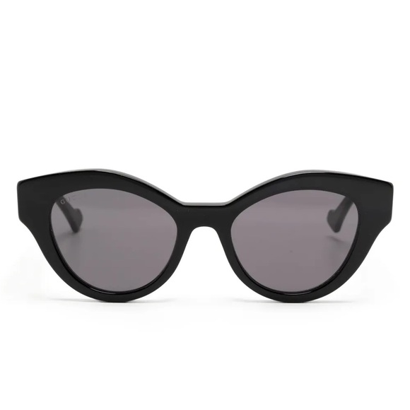 Gucci Accessories - Gucci Eyewear
cat-eye tinted sunglasses